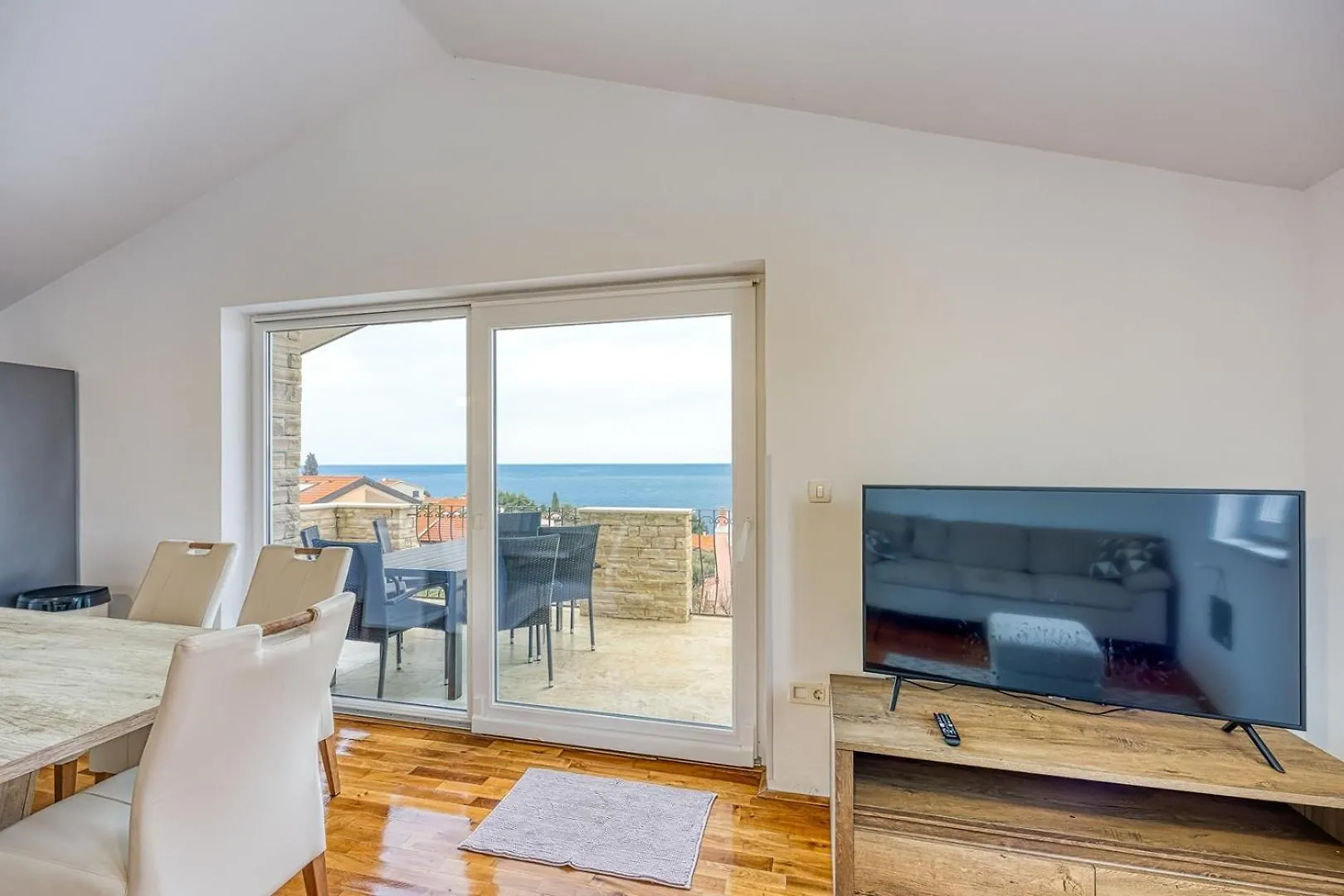 Emma Monte Rosso Apartment Crveni Vrh 0*,
